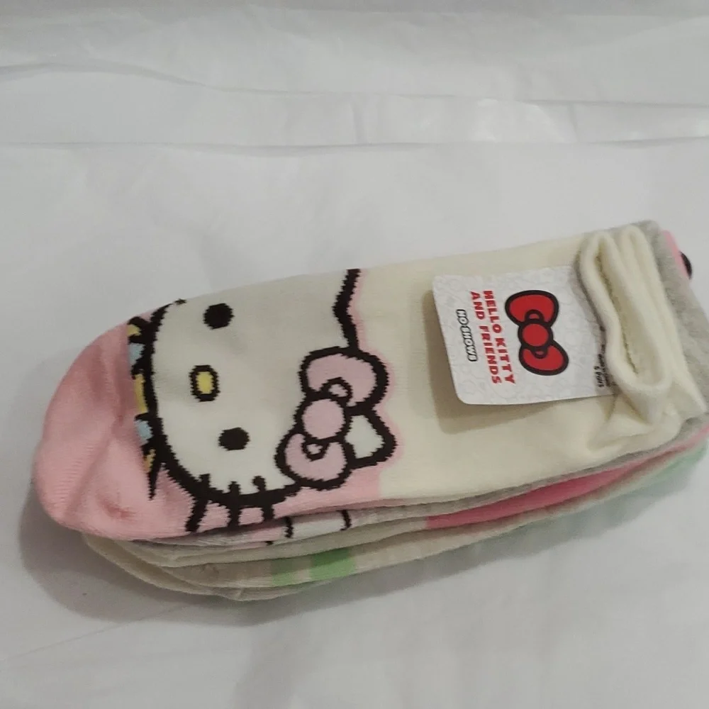 Hello Kitty assorted hello‎ kitty & friends printed no show socks, 5pairs new